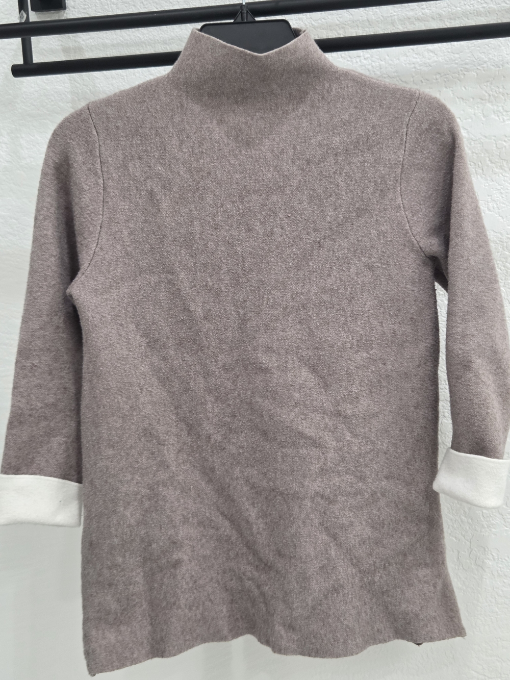 Tahari Women’s S Taupe Mock Neck Tunic Sweater Side Zips Contrast Cuffs